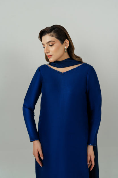 Noire modest luxury womenswear look from Noura Studio designer collection